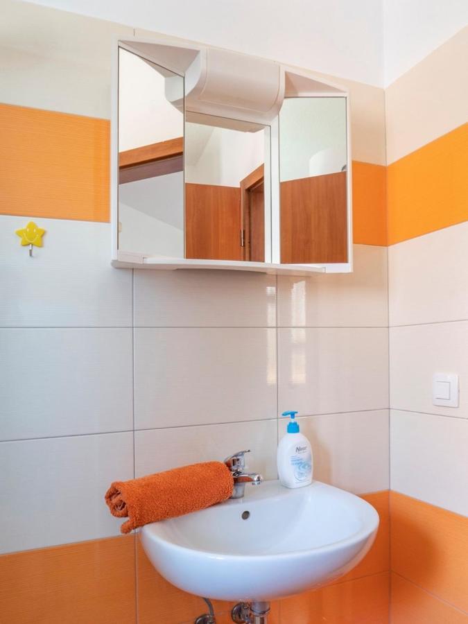 Studio Apartment Gianni Vižinada Zewnętrze zdjęcie
