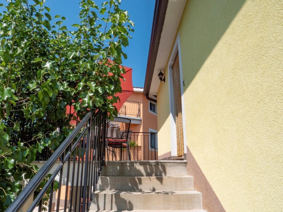 Studio Apartment Gianni Vižinada Zewnętrze zdjęcie